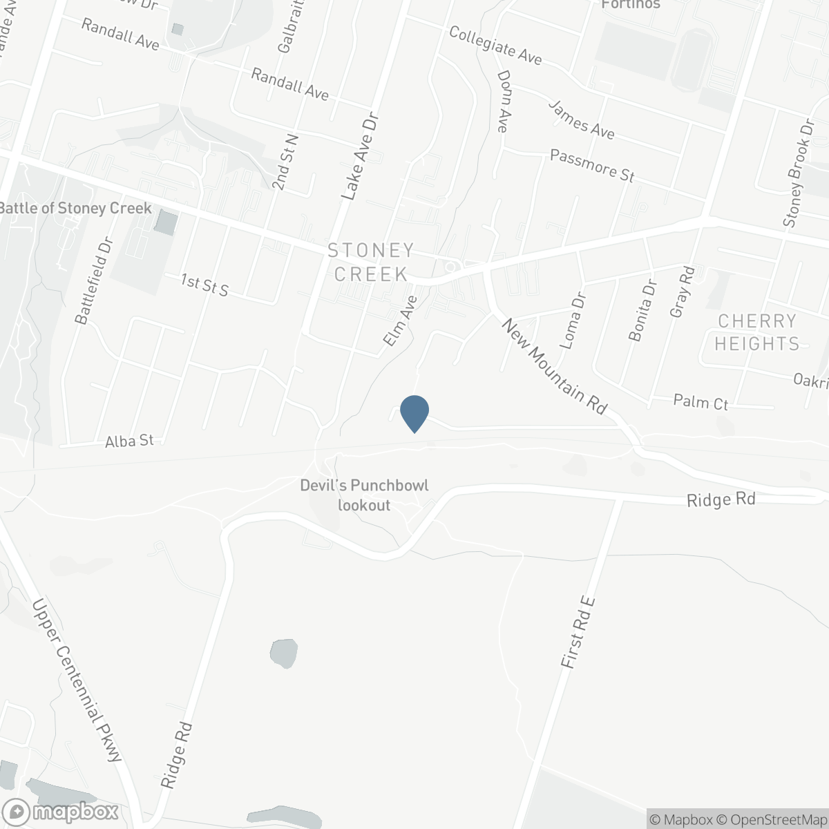 9 LESLIE Drive, Hamilton, Ontario L8G 2P6